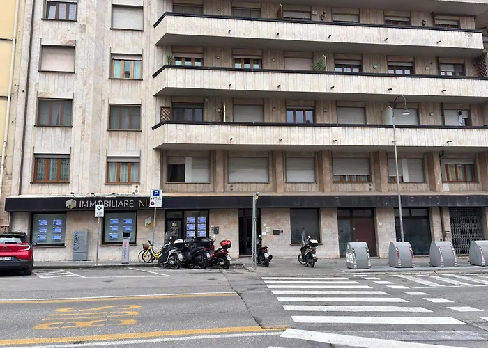 Beautiful new apartment, near Torre di Pisa