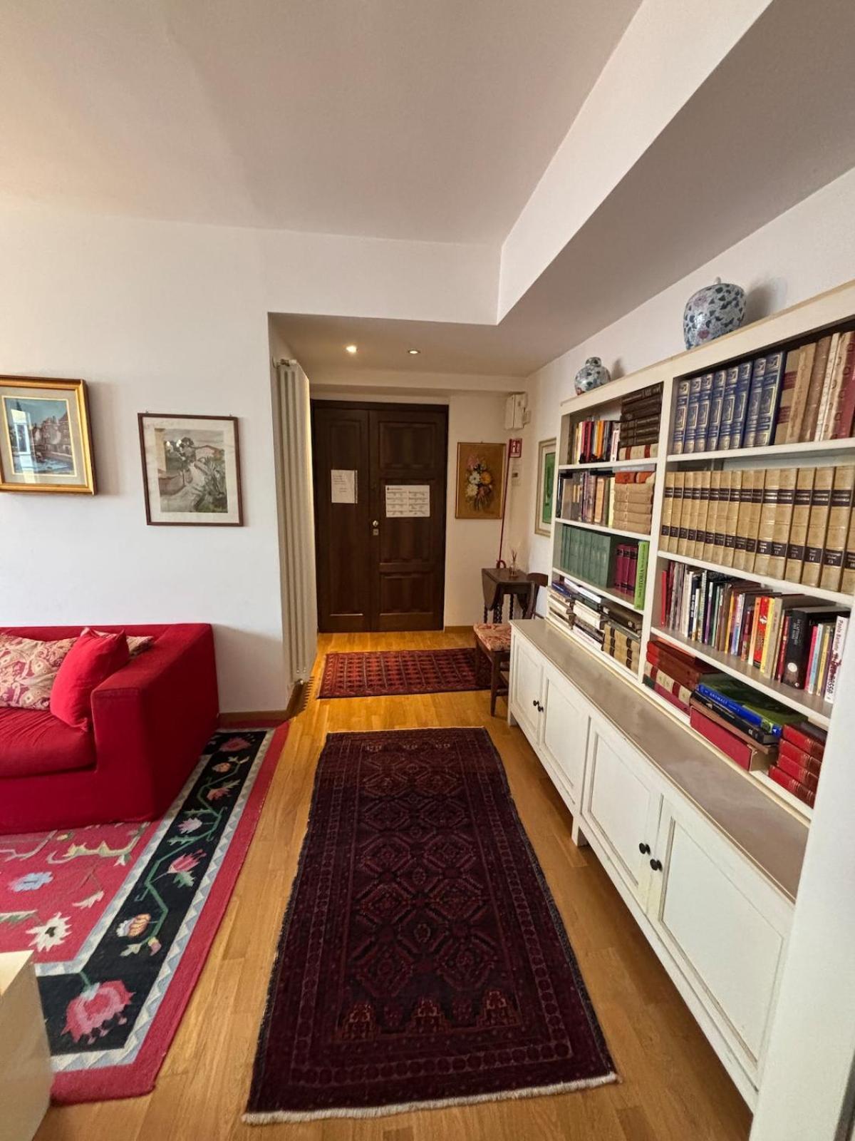 Beautiful New Apartment, Near Torre Di Appartamento